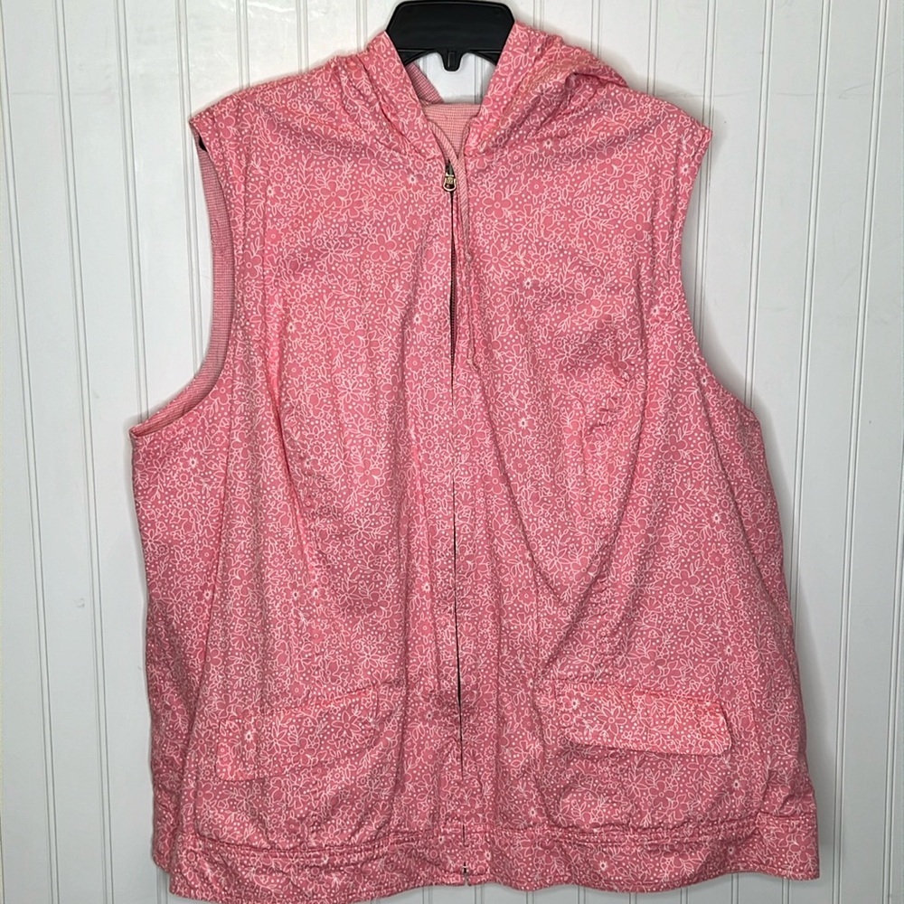 Plus Size Reversible Lightweight Hooded Vest Size 22